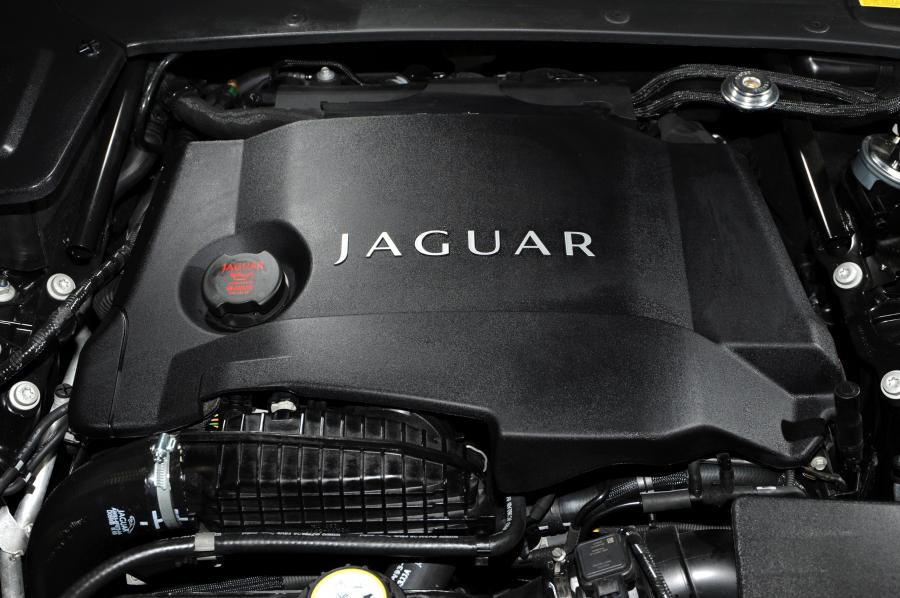  Jaguar XJ 2009 года  (фото 48 из 142)